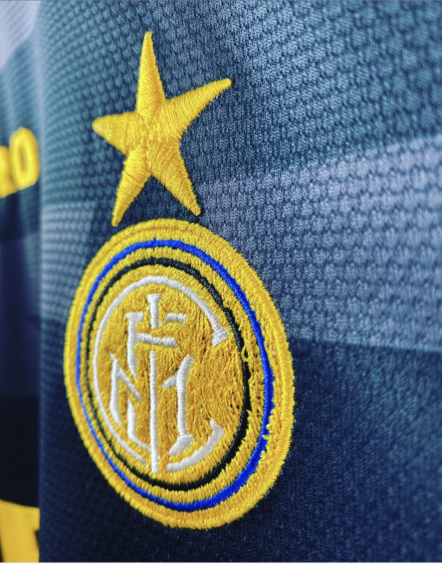 Inter Milan 1997/98 Alternate Shirt - Ronaldo 10