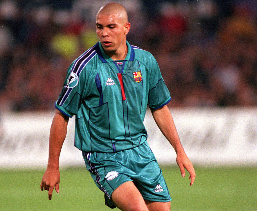 Barcelona Away Shirt 1995/97 - Ronaldo 9